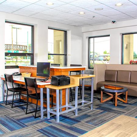 Holiday Inn Express Rochester - Greece By Ihg Εξωτερικό φωτογραφία