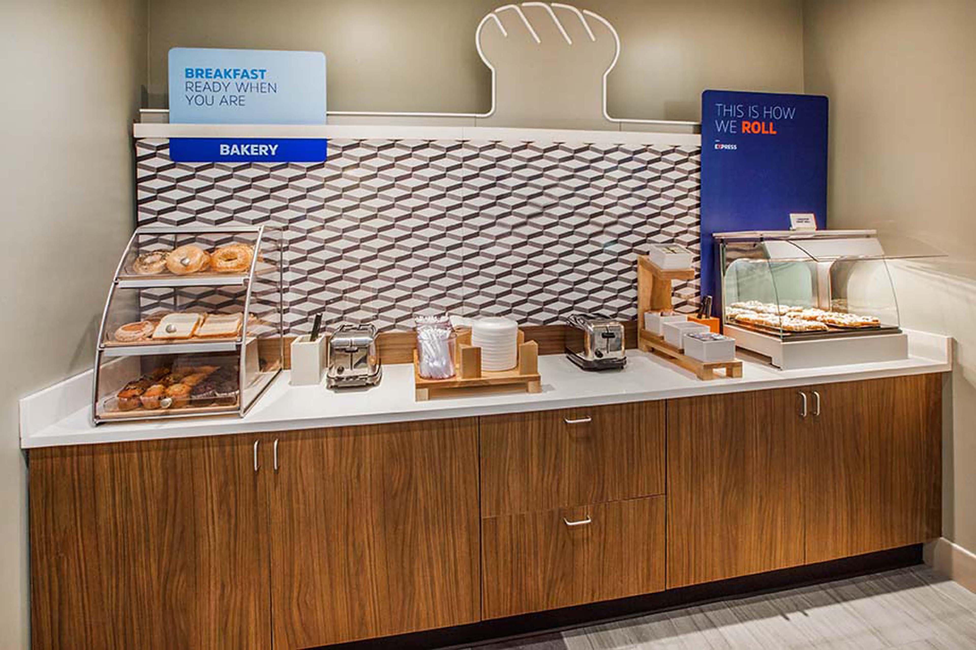 Holiday Inn Express Rochester - Greece By Ihg Εξωτερικό φωτογραφία
