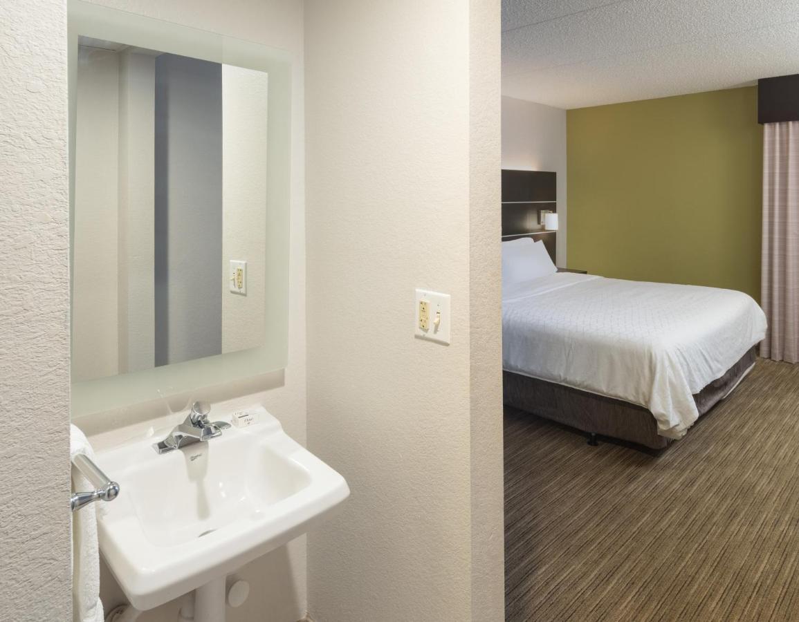 Holiday Inn Express Rochester - Greece By Ihg Εξωτερικό φωτογραφία