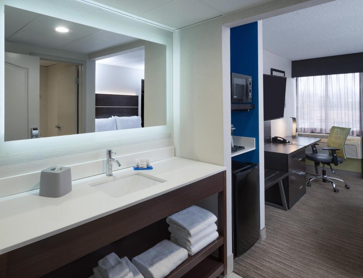 Holiday Inn Express Rochester - Greece By Ihg Εξωτερικό φωτογραφία